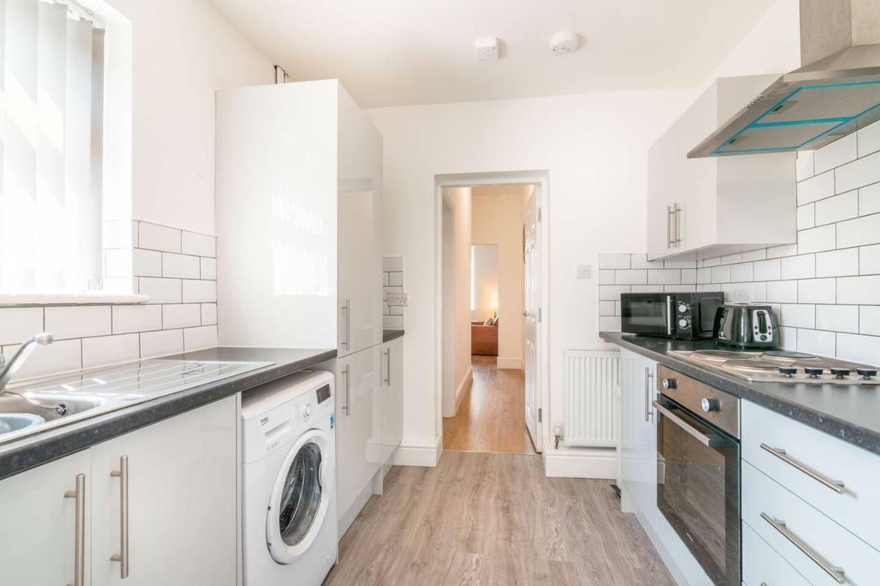 Platform Port Area Apartment 1 With Free Street Parking Кингстон-апон-Халл Экстерьер фото